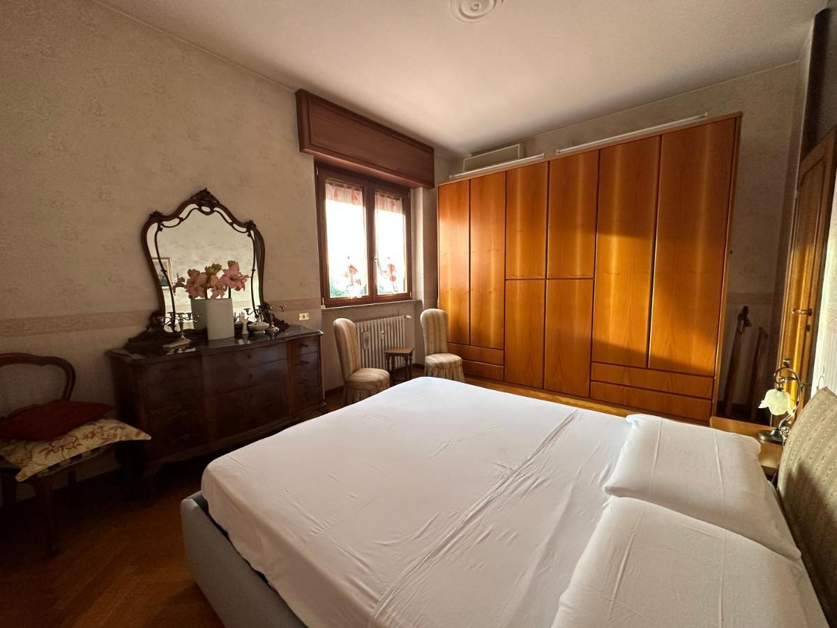 Dehomes - Two Bedrooms, Terrace, Wi-Fi, Tram To Centre & Rho Fiera Milano Dış mekan fotoğraf